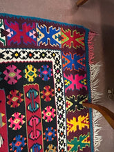 Load image into Gallery viewer, Turkish Esme Kilim Area Rug
