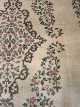 Load image into Gallery viewer, 100% Wool  Brown, Pink &amp; Blue Floral Area Rug
