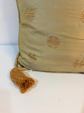 Load image into Gallery viewer, Silk Rectangular Pillow with Tassels
