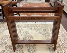 Load image into Gallery viewer, Wood Quilt Stand
