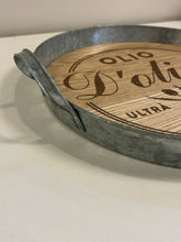 Load image into Gallery viewer, Olio D&#39;oliva Round Serving Tray with Handles
