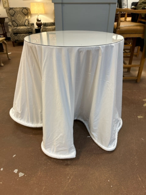 Round Press Board Table with White Tablecloth & Glass Top