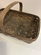 Load image into Gallery viewer, Shallow One Handle Wicker Flower Basket
