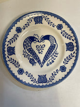 Load image into Gallery viewer, Nine  &quot;Love Bird&quot; Plates from Mt. Clemens Pottery
