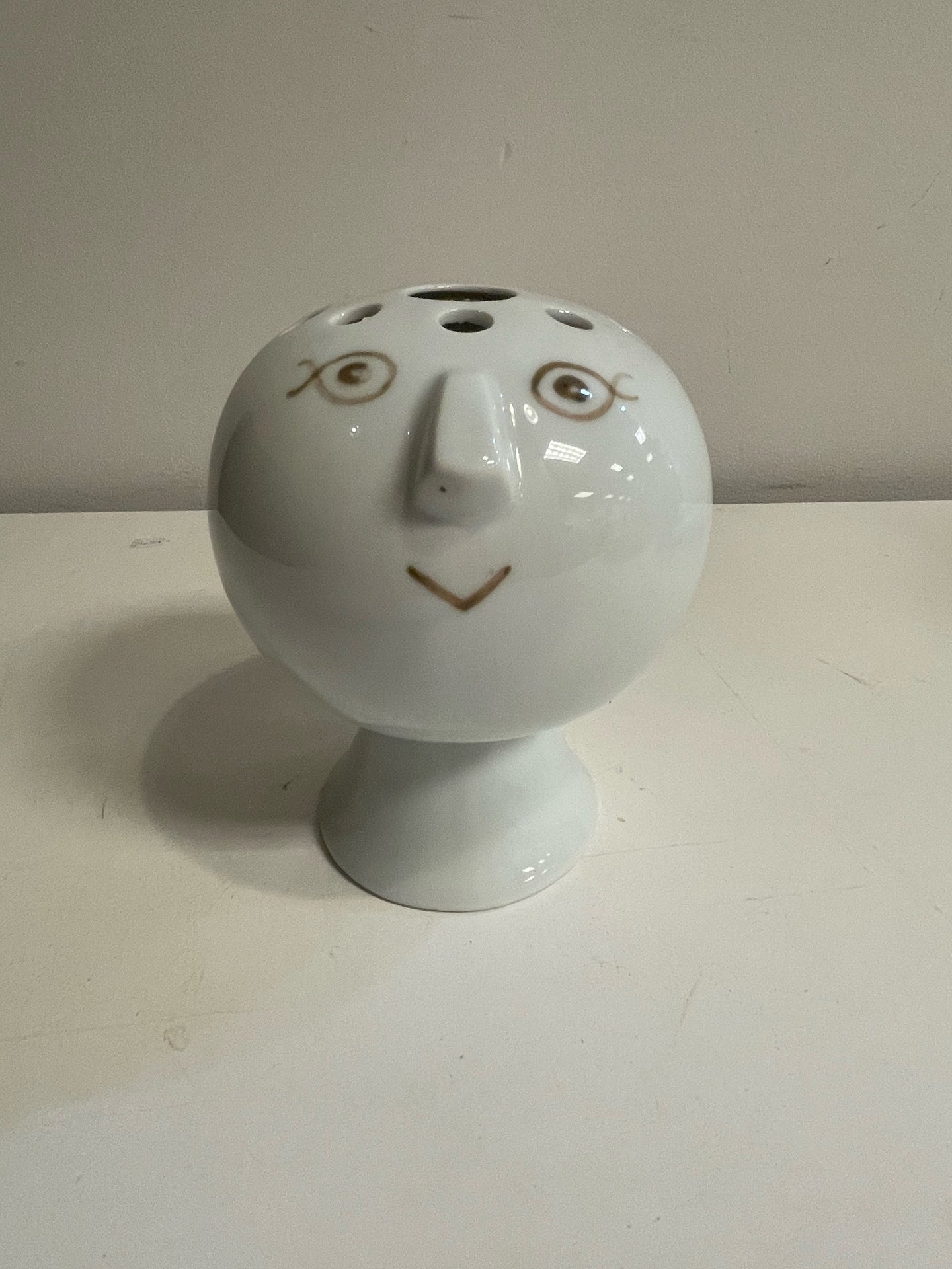 White Face Bud Vase from Tonzai Home