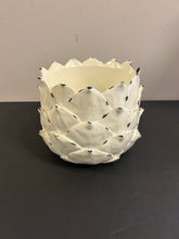 Load image into Gallery viewer, Large Artichoke Shaped Planter
