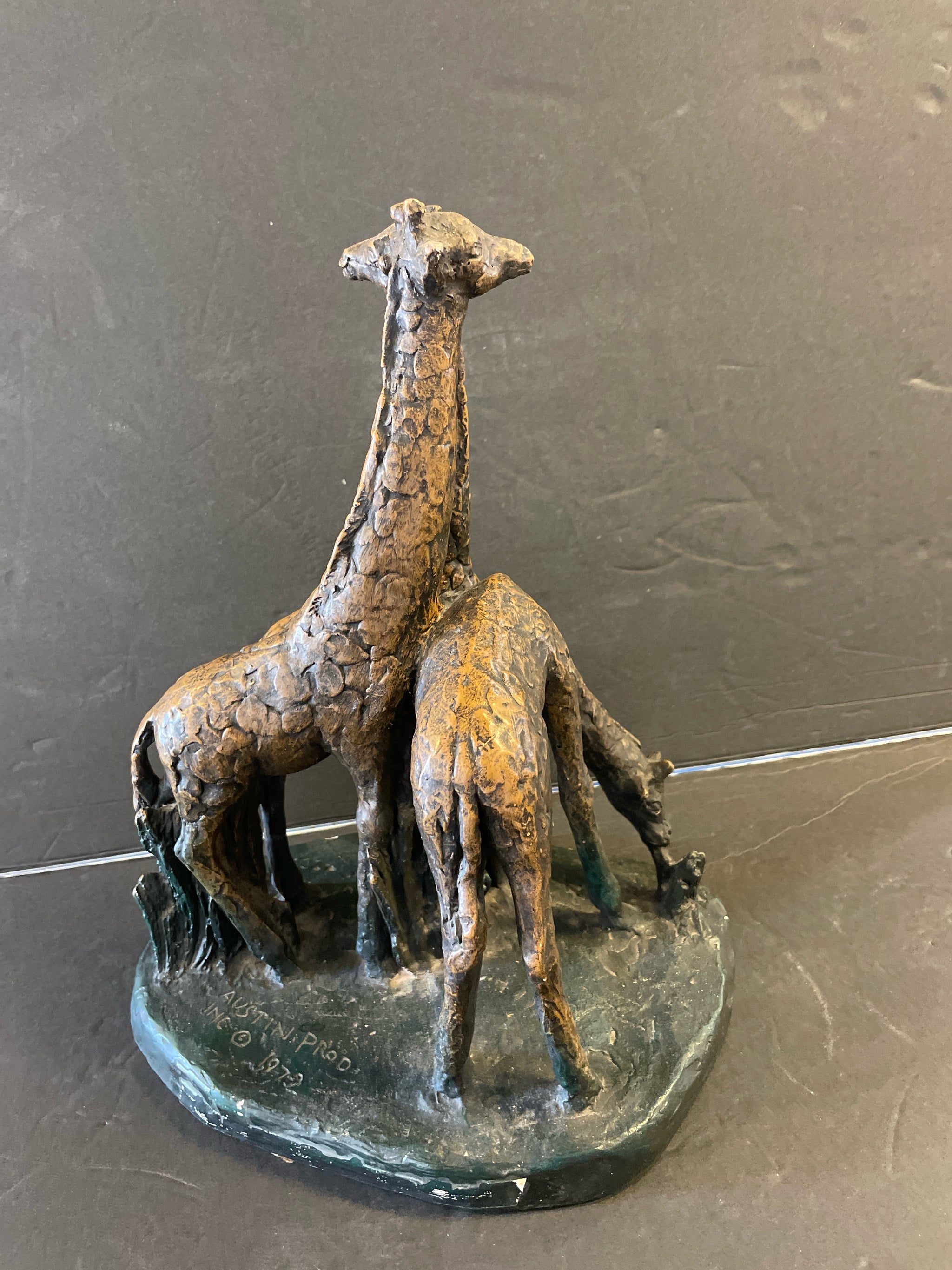 Vintage Giraffes Sculpture from Austin Prod, Inc 1972 – Turn
