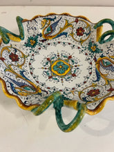 Load image into Gallery viewer, Raffaellesco Pattern Fruit Bowl from Deruta Ceramics made in Italy
