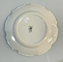 Load image into Gallery viewer, Majolica Bird Plate made in Italy IV
