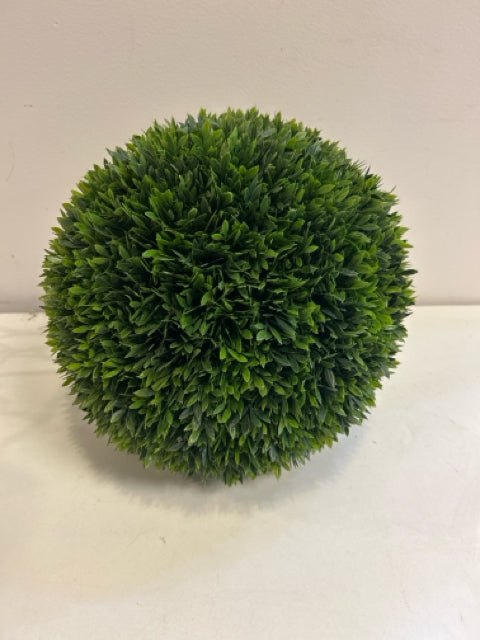 Large Moss Ball