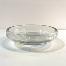 Load image into Gallery viewer, Round Crystal  Bowl
