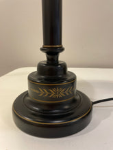 Load image into Gallery viewer, Vintage Tole Table  Lamp
