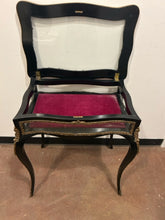 Load image into Gallery viewer, Vintage French Style Display Occasonional Table
