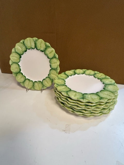 Eight Dinner Plates with Apple Motif made in Italy