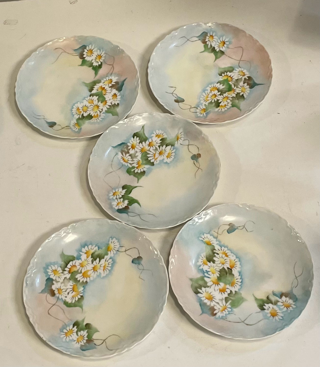 Five Daisy Plates from Peerless Bavaria
