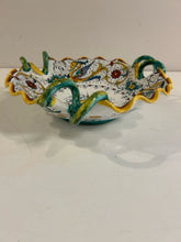 Load image into Gallery viewer, Raffaellesco Pattern Fruit Bowl from Deruta Ceramics made in Italy
