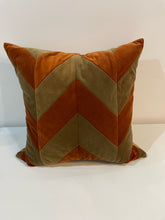 Load image into Gallery viewer, Velvet Chevron Pattern Pillow with Linen Backing
