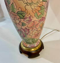 Load image into Gallery viewer, Vintage Chinoiserie Floral Porcelain Table Lamp
