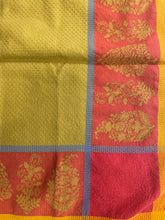 Load image into Gallery viewer, Set of 8 Green &amp; Orange Patterned Cloth Napkins
