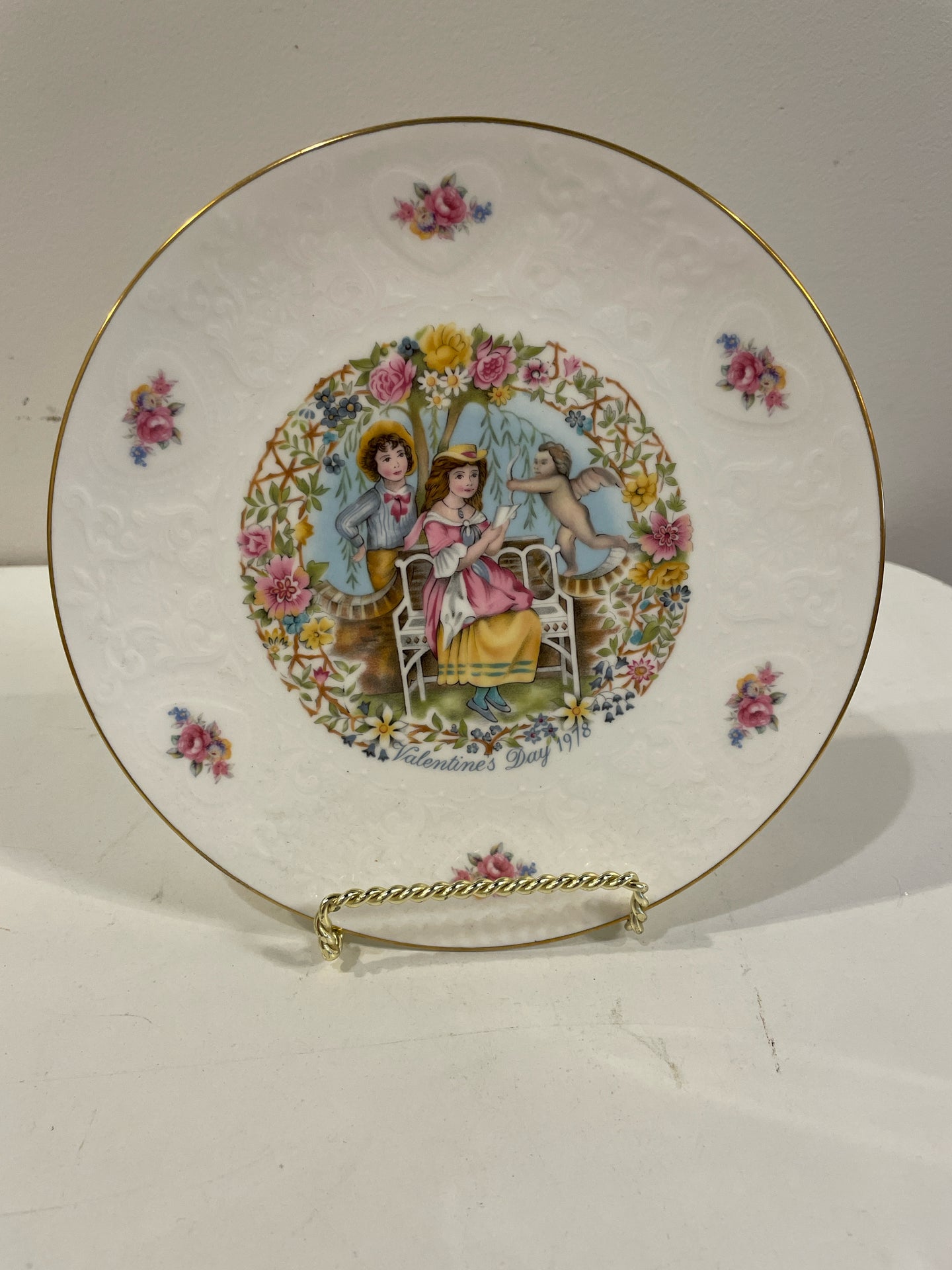 Valentine's Day Plate from Royal Doulton-1978