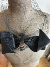 Load image into Gallery viewer, Black Fishnet With Bow
