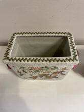 Load image into Gallery viewer, Pair of Vintage Chinoiserie Planters
