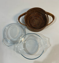 Load image into Gallery viewer, Handwoven Casserole Dish Holder with Removable Glass Dish from Calaisio
