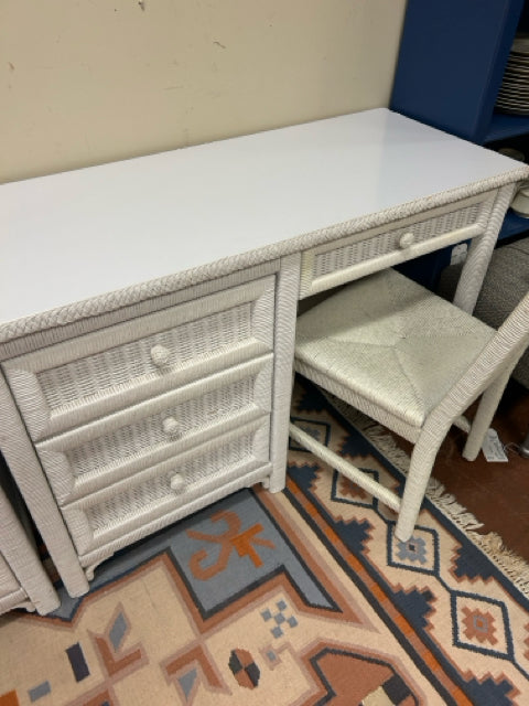 4 Drawer White Wicker Desk with Laminate Top & Chair from Henry Link