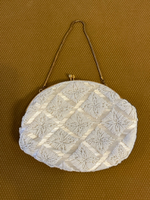 Vintage White Beaded Purse with  Gold Chain