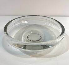 Load image into Gallery viewer, Round Crystal  Bowl
