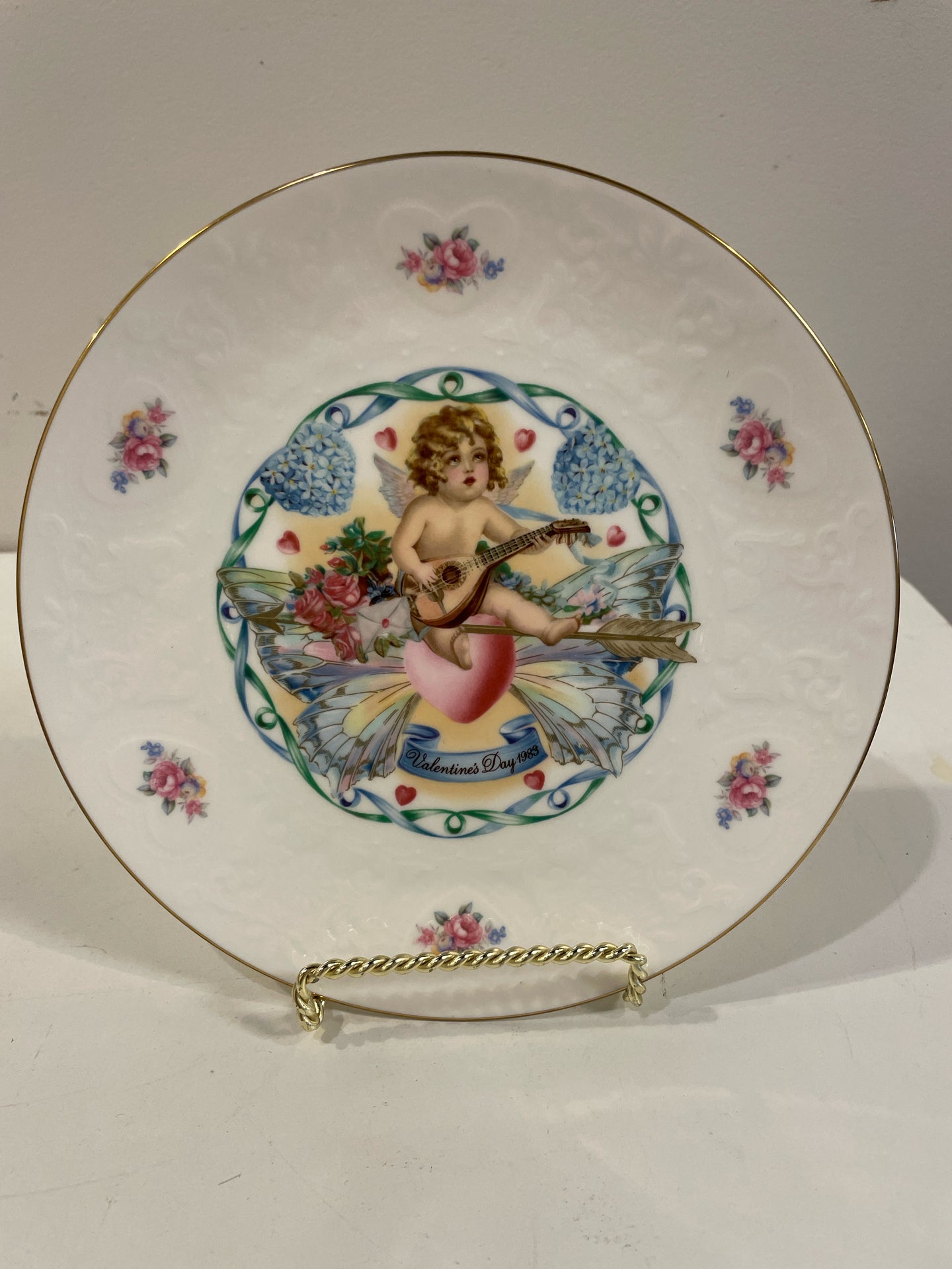 Valentine's Day Plate from Royal Doulton-1983