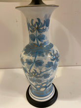 Load image into Gallery viewer, Blue &amp; White Porcelain Lamp
