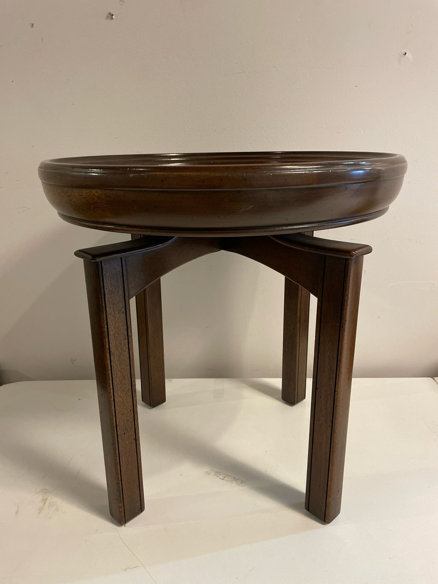 Round Mahogany End Table