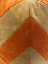 Load image into Gallery viewer, Velvet Chevron Pattern Pillow with Linen Backing
