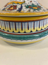 Load image into Gallery viewer, Raffaellesco Pattern Soup Tureen from Deruta Ceramics made in Italy
