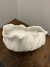 Load image into Gallery viewer, Contemporary Wavy Decorative Bowl
