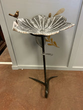 Load image into Gallery viewer, Flower Shaped Metal Bird Bath
