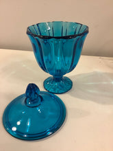 Load image into Gallery viewer, &quot;Simplicity&quot; Lidded Compote/Candy Dish from L.E.Smith
