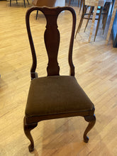 Load image into Gallery viewer, Queen Anne Side Chair
