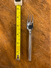 Load image into Gallery viewer, 5&quot; Appetizer Fork w/Straight Handle
