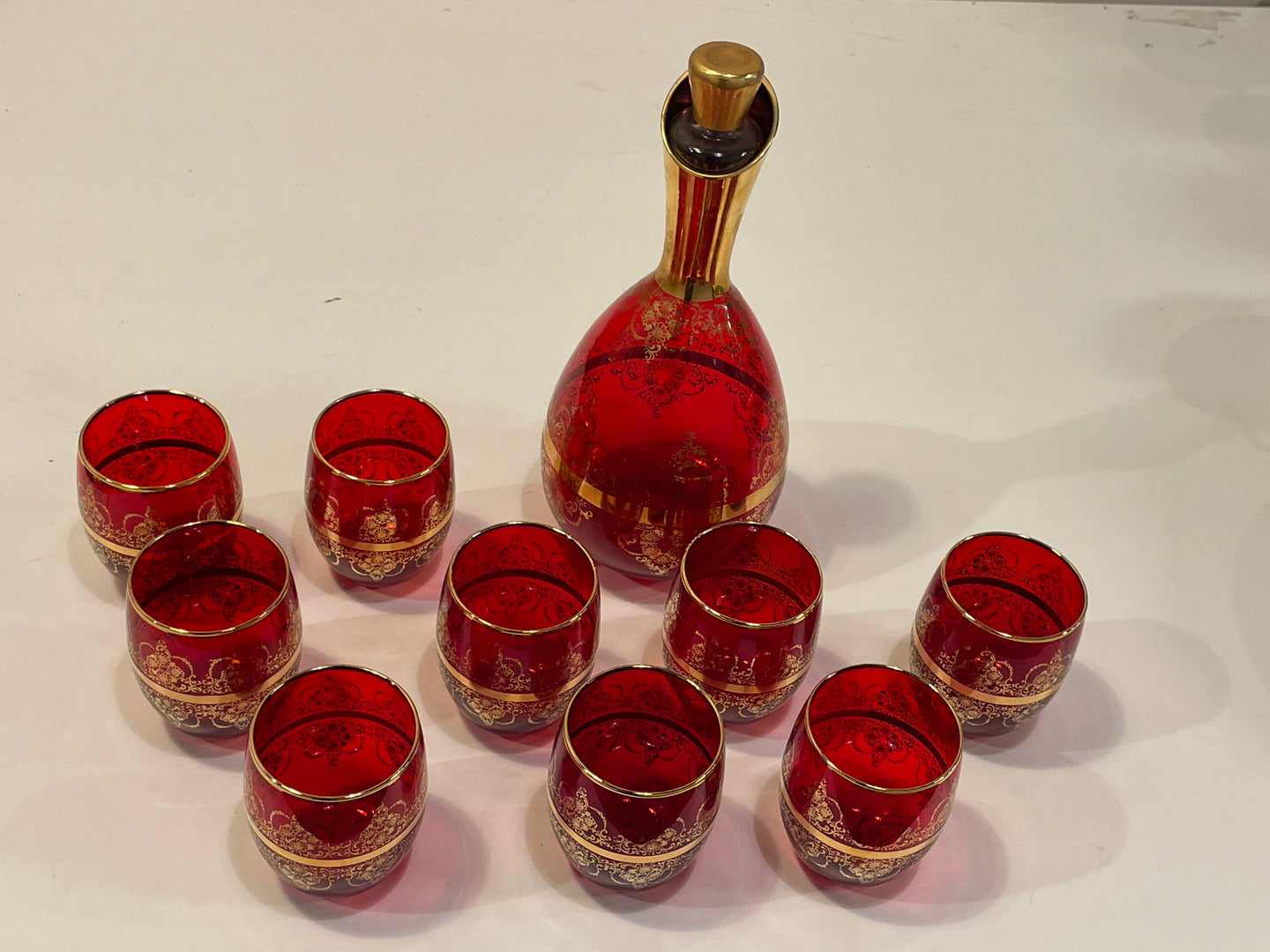 Red & Gold Murano Glass Decanter and Nine Glasses from Ferro & Lazzarini
