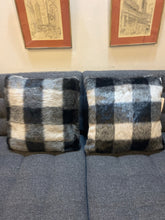 Load image into Gallery viewer, Pair of Faux Fur Buffalo Check Pillows
